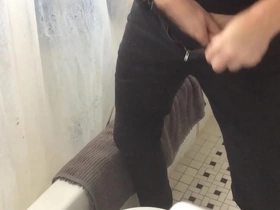 Pissing ginger